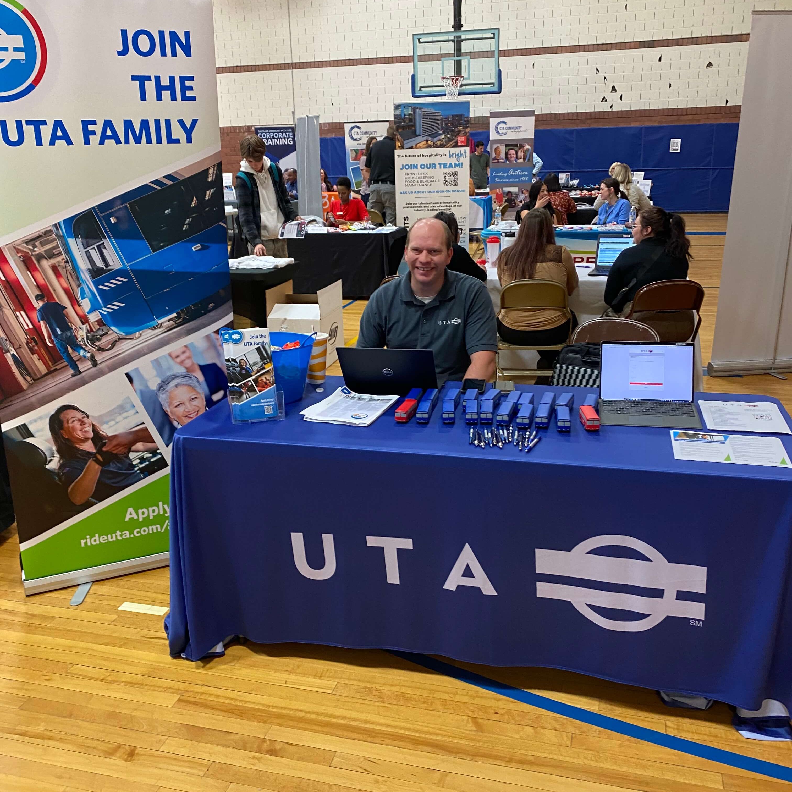 D8E9D101-6A19-4F63-AC82-D4D9EBB9C3DD